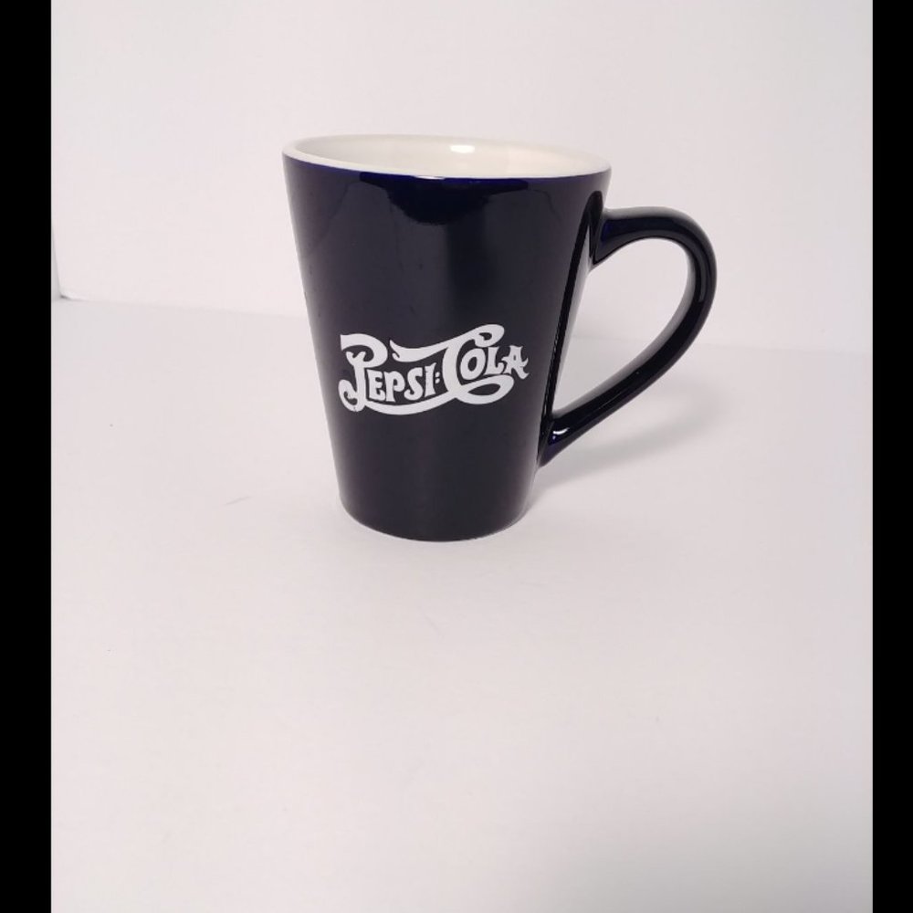 Pepsi Cola Logo Mug - Picture 2 of 5